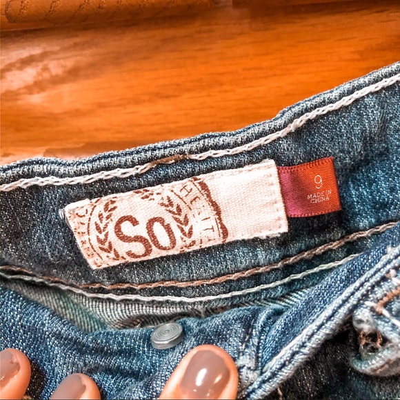 “So” jean shorts - Picture 3 of 3
